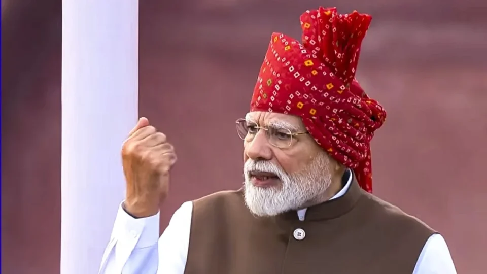 समाज में विभाजन और अराजकता फैलानेवाले 'दिमागी नक्सली' आज भी सक्रिय हैं : PM