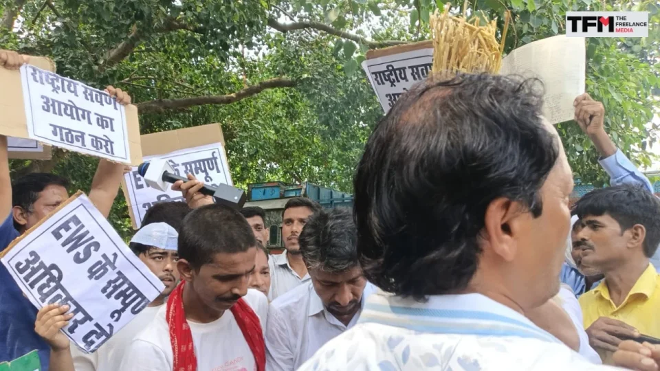 सवर्ण समाज के साथ भेदभाव और बर्बर दमन के विरुद्ध नवादा में आक्रोश मार्च  