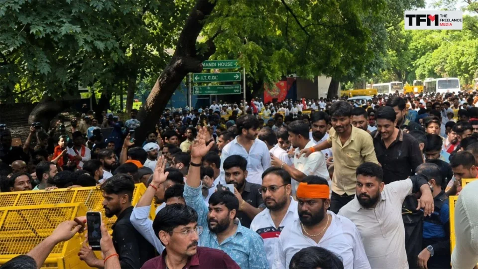 'आरक्षण हटाओ आन्दोलन' सरकार के लिए बन रहा सिरदर्द!  